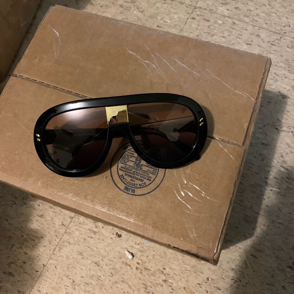 Black Aviator sunglasses - Picture 2 of 3